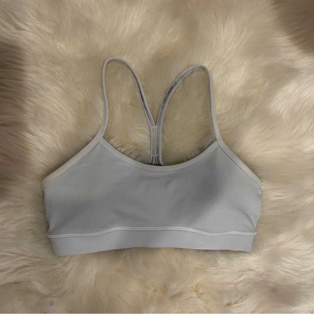 Lululemon flow y bra white